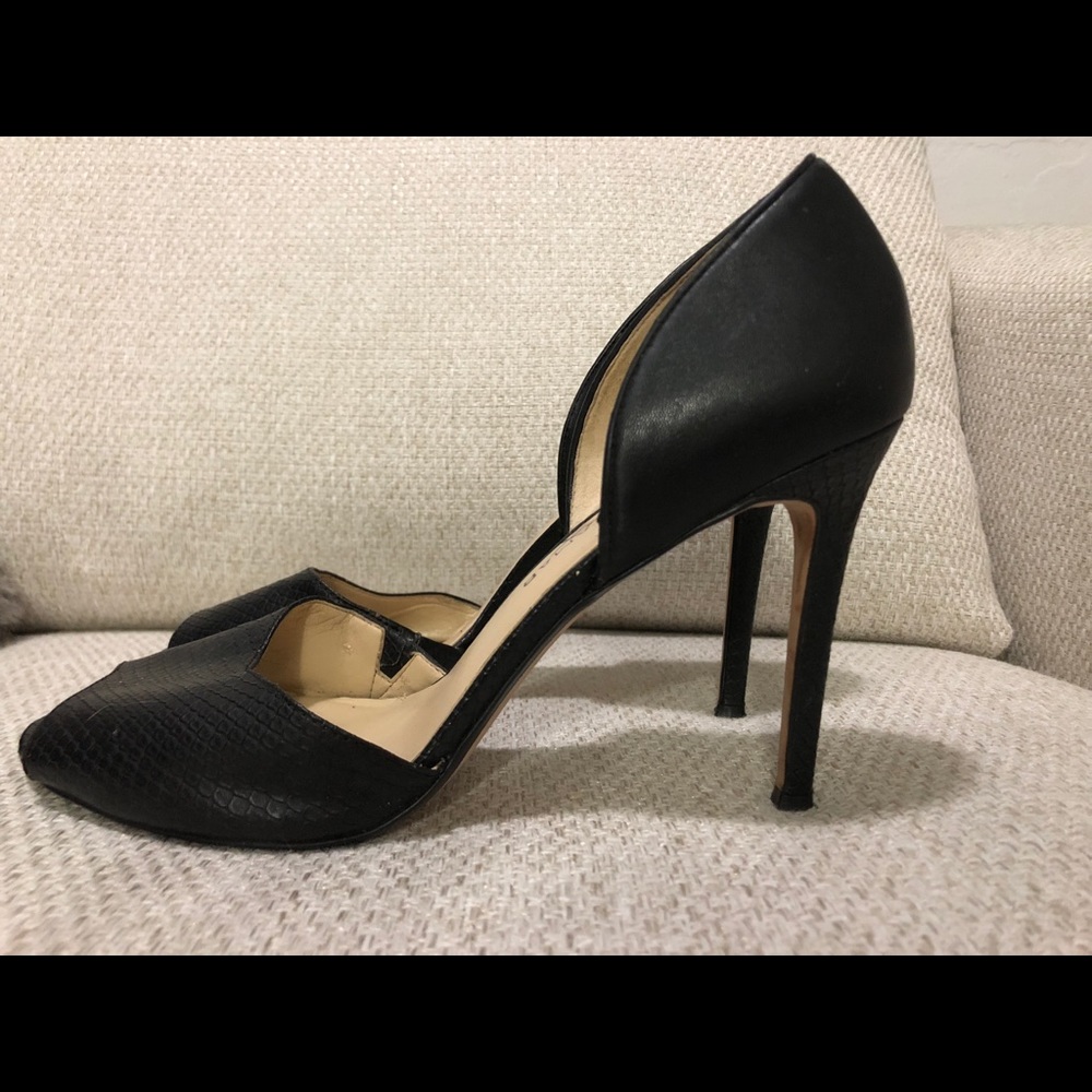 Charly Amar Heel